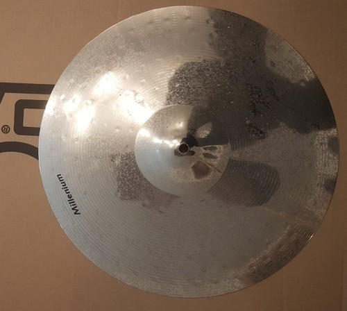 Millenium thin crash - 16",