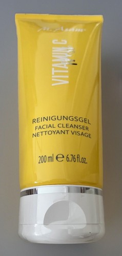 Asam vitamin - (104,95,