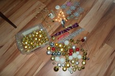 Weihnachtsdeko Konvolut - Kugeln, Sterne, Fensterbild und sonstige