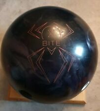 Bowlingball Black Widow Bite