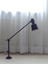 Schreibtischlampe Wilhelm Bäder Wagenfeld Gelenkarmlampe Werkstattlampe Emaille
