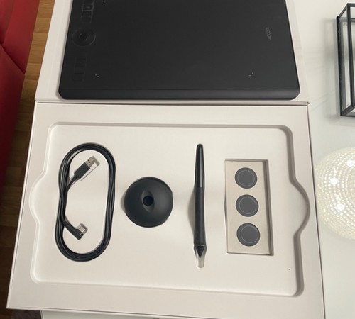 Wacom intuos pro medium - wacom,