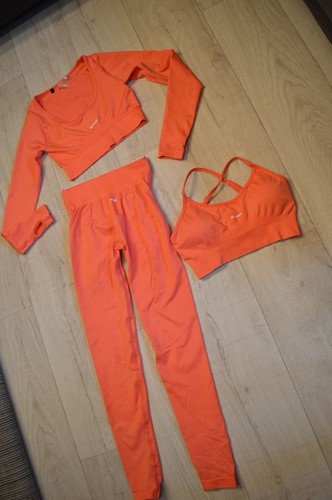 Orangenes wunderschönes