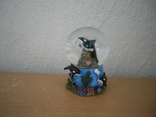 Schneekugel orca klein - schneekugel,