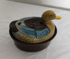 Terrine mit Deckel Porzellan. Schüssel mit Deckel. Enten Form. Pastetenform.