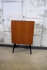 Kleine 60er 70er Jahre Kommode, Anrichte, Nachttisch.