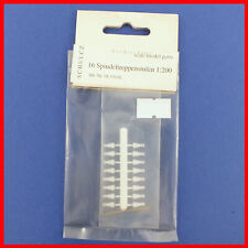 16 Spindeltreppenstufen weiß