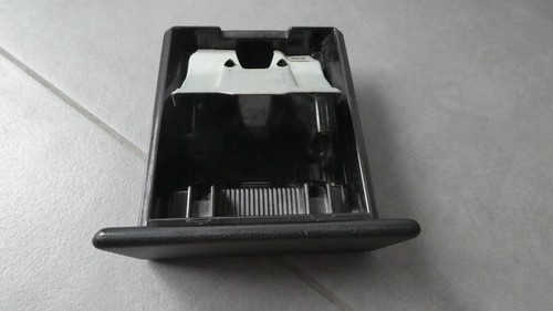 Nissan 68810 50y00 - 50y00, lg07