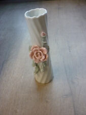 Keramik Blumenvase weiß mit rosa Röschen - Höhe ca. 18cm -  Ø oben ca. 4cm