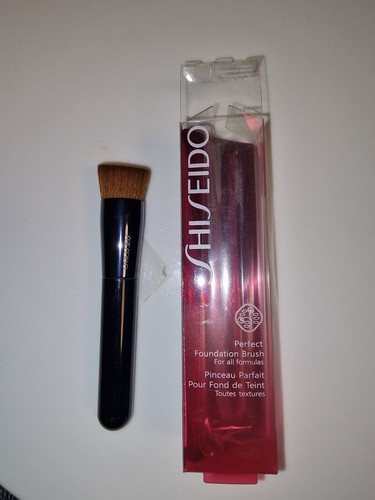 Shiseido perfekt foundation - shiseido,