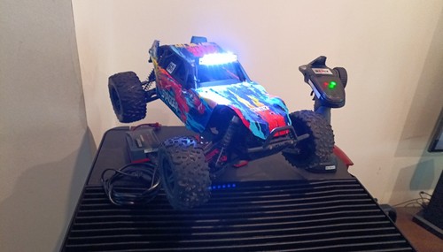 Reely stagger brushed - stagger, 1:10