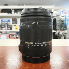 Gebrauchte Sigma DC 18-250mm