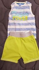 Sommer Set Shorts und tank top