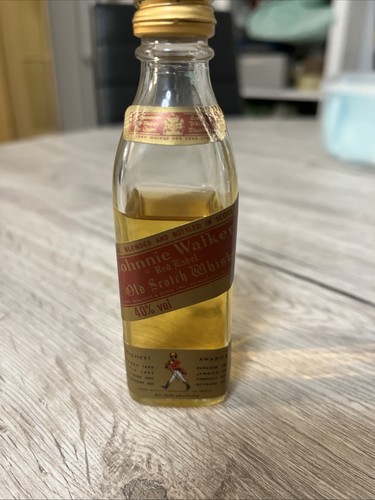 Johnnie walker red - walker,
