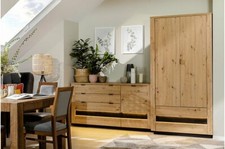 Moderner Vitrine mit weich