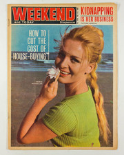 INGRID SCHOELLER Weekend and