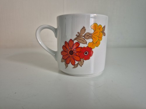 Vintage tasse 70er jahre retro - vintage,