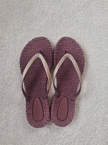 Auberginfarbene flipflops von - auberginfarbene,