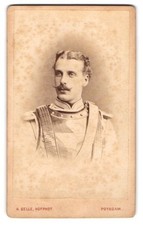 Fotografie H. Selle, Potsdam, Kürassier in Uniform Garde-du-Corps 