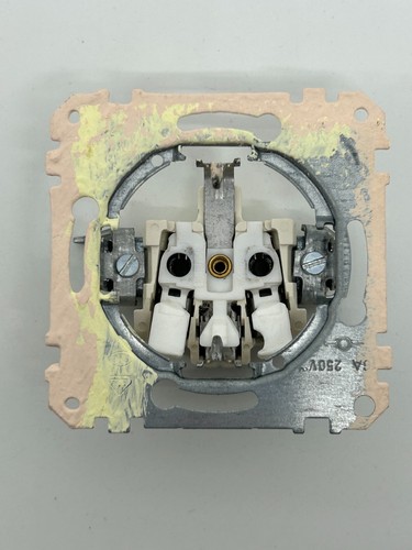 Merten ersatz schuko - up,