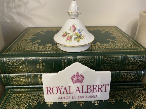 Royal albert moss rose - albert,