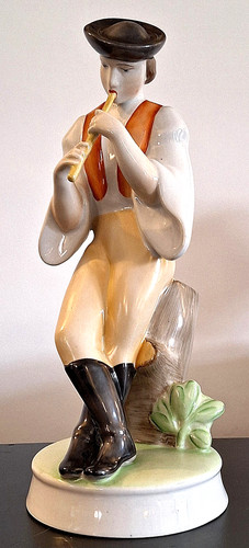 Zsolnay pecs figur mann - pecs,