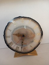 Schöne Steinscheiben Tischuhr Selva mit Junghans Uhrwerk D -20cm.