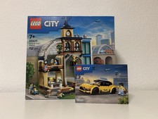 LEGO® CITY Bahnhof und Taxi