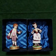 Unterweissbach Figurine Set of