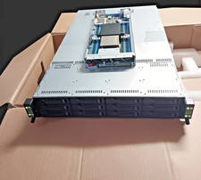 Asus RS724Q-E7/RS12 mit 4