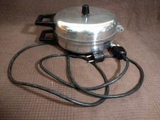 VEB Arenshausen Typ 63/1 vintage DDR elektrischer Waffeleisen 1200W
