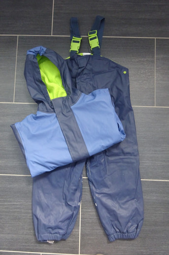 Matschhose und jacke - und,