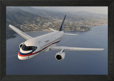Suchoi Superjet 100 gerahmtes