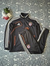 Adidas Fc Bayern schwarzer  Anzug , Trackie 2012 Anzug