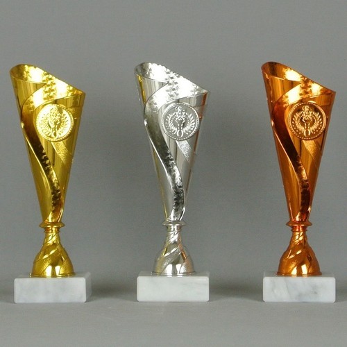 3er serie pokale 18cm - 3er, g