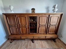 Rustikaler Holzschrank, Landhausstil, 2,65 m breit, feine Tischlerarbeit, 1967
