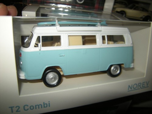 Norev t2 camper bus - 1:43, vw