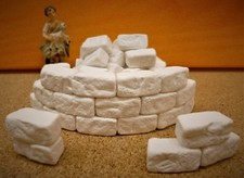 Modellbau, Landschaftsbau,Bausteine, gerundet 100St.  20x10x10mm + gratis Steine