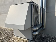 REHAU Luft/Wasser Wärmepumpe Grau AERO 33, 193x130x98cm inkl. Reglerschaltkasten