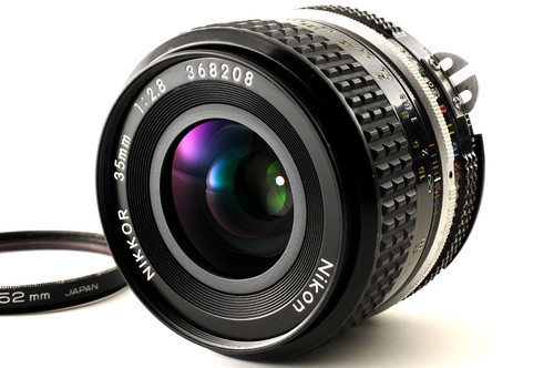 Fast neuwertig nikon nikkor - [fast, neuwertig]
