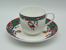 Kaffeetasse mit Untertasse von