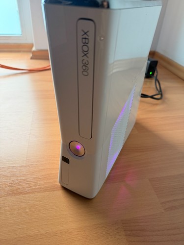 Xbox 360 slim - 360, 250gb