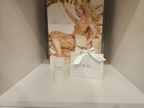 Dior collection privèe oud - dior,