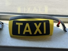 Taxischild VW Touran | Hale