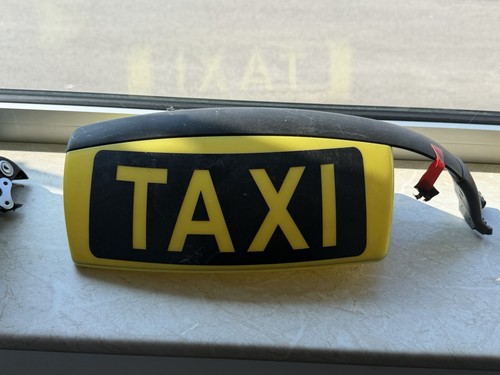 Taxischild touran hale - taxischild,
