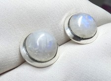 Mondstein Ohrstecker 925 Silber ca. 11,5 mm Durchmesser dezenter Blauschimmer