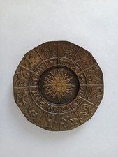 Bronze Schale mit Sternzeichen