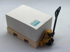 NZG 312 Steinbock Boss  Gabelstapler Stapler forklift mit Palette Papier Box