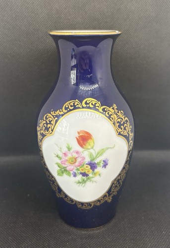 Porzellanvase von - 15,