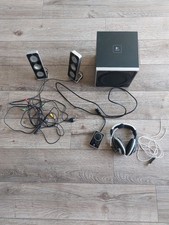 Logitech Z4 Soundsystem mit Controller, 2 Lautsprechern, Bassbox und Kopfhöre